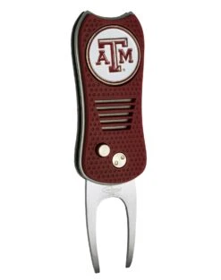 Team Golf Retractable Switchblade Switchfix Divot Tool Ball Marker - NCAA 39 Team Golf Retractable Switchblade Switchfix Divot Tool Ball Marker - NCAA -Golfcore Store TexasAM Aggies Switchfix 44448 152